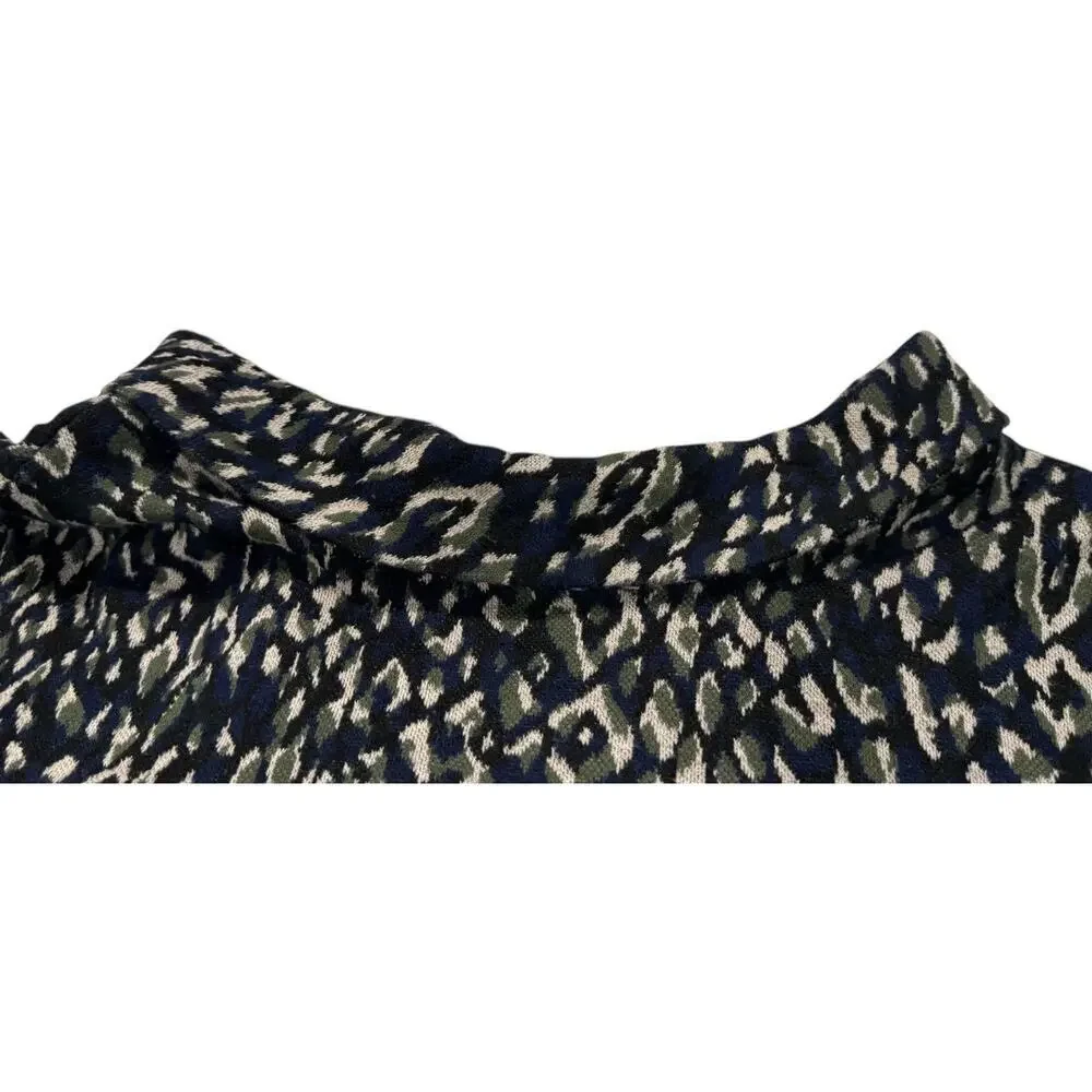 J. McLaughlin Women’s Knit Leopard Print High Neck 3/4 Sleeve Top: Large